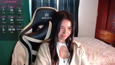 Alice online show from 06-17-26, 02:40