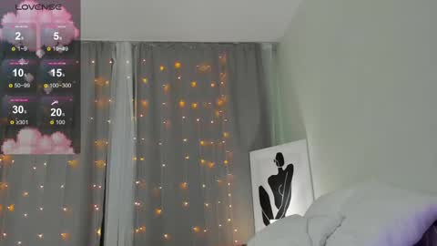 Snapshot of alice_miiiller chatting on 03-11-25, 04:29 Alice online show from 03-11-25, 04:29
