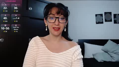 Snapshot of alice_mossa10 chatting on 02-17-26, 09:43 alice mossa online show from 02-17-26, 09:43