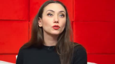 AliceMunro online show from 02-12-25, 02:24