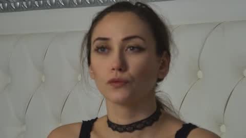 Snapshot of alice_munro chatting on 01-15-26, 03:44 AliceMunro online show from 01-15-26, 03:44