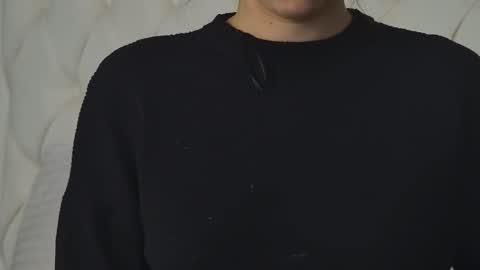 Snapshot of alice_munro chatting on 02-11-26, 09:31 AliceMunro online show from 02-11-26, 09:31