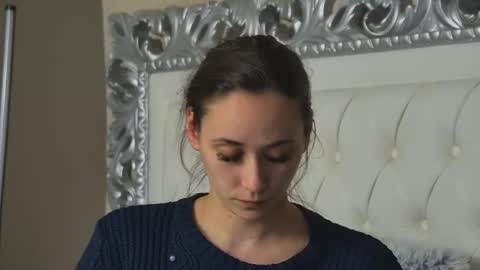 AliceMunro online show from 04-21-26, 08:01