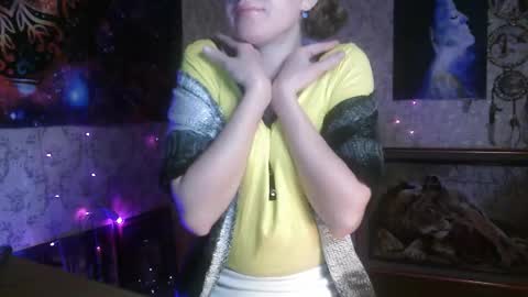 Snapshot of alice_peach chatting on 10-17-25, 09:23 bigclit daddy squirt bigdildo fit online show from 10-17-25, 09:23
