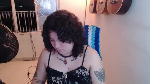 Alicia Aldara online show from 12-16-25, 10:20