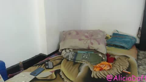 Snapshot of alice_psilocybe_sabina420 chatting on 07-09-26, 05:17 Alicia Aldara online show from 07-09-26, 05:17