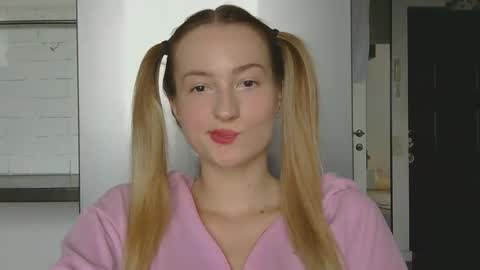 Alice online show from 09-28-25, 02:55