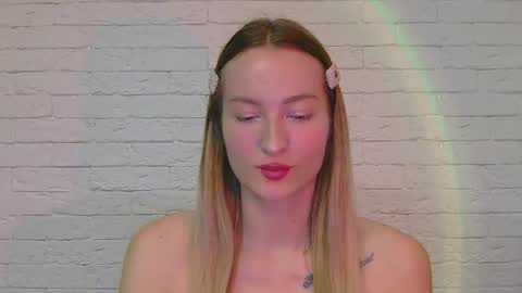 Alice online show from 11-10-25, 03:33