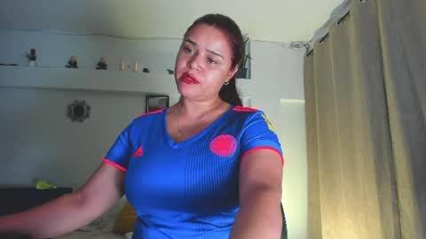 Snapshot of alice_thompsonx chatting on 06-24-26, 12:53 Alice thompsonx online show from 06-24-26, 12:53