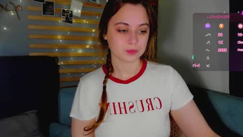 Snapshot of alice_wander chatting on 03-16-26, 01:55 Alice online show from 03-16-26, 01:55