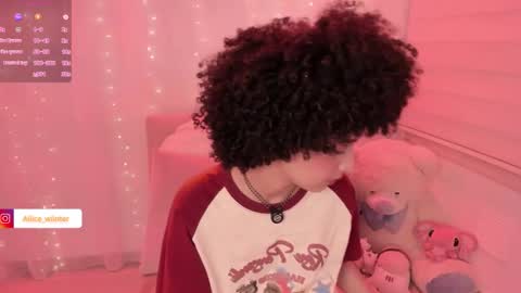 Alice  online show from 11-06-25, 07:15