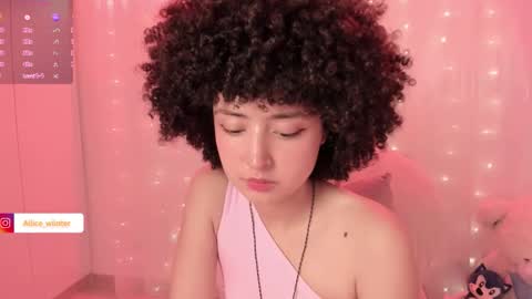 Alice  online show from 11-11-25, 06:08