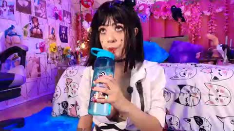     online show from 07-09-26, 09:52