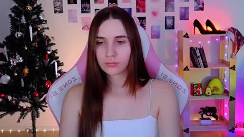 alicecharmy online show from 12-16-24, 01:43