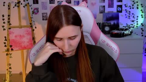 alicecharmy online show from 02-05-25, 01:11