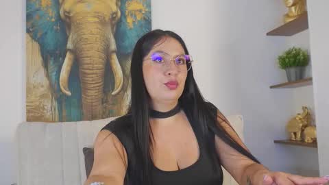 Snapshot of alicecorner chatting on 03-31-26, 11:54 Alice Corner online show from 03-31-26, 11:54