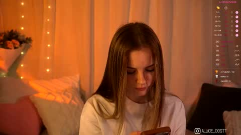 Snapshot of alicecost chatting on 03-10-26, 05:18 alicecost online show from 03-10-26, 05:18