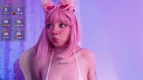 Snapshot of alicedang3r chatting on 09-10-25, 01:49 Alice  online show from 09-10-25, 01:49