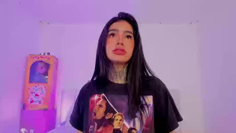 Alice  online show from 09-10-25, 03:34