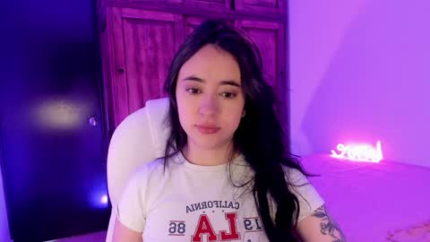 Snapshot of alicee_2 chatting on 01-16-25, 01:04 Aliceee .. 97YP9VWGZHrefnav wishlist lists 1 online show from 01-16-25, 01:04