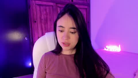 Snapshot of alicee_2 chatting on 01-20-25, 05:06 Aliceee .. 97YP9VWGZHrefnav wishlist lists 1 online show from 01-20-25, 05:06