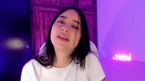 Snapshot of alicee_2 chatting on 01-29-25, 06:07 Aliceee .. 97YP9VWGZHrefnav wishlist lists 1 online show from 01-29-25, 06:07