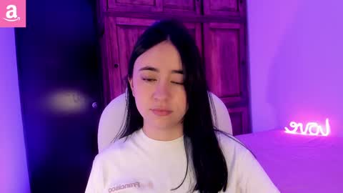 Snapshot of alicee_2 chatting on 03-12-25, 07:59 Aliceee .. 97YP9VWGZHrefnav wishlist lists 1 online show from 03-12-25, 07:59