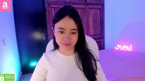 Snapshot of alicee_2 chatting on 09-10-25, 10:59 Aliceee .. 97YP9VWGZHrefnav wishlist lists 1 online show from 09-10-25, 10:59