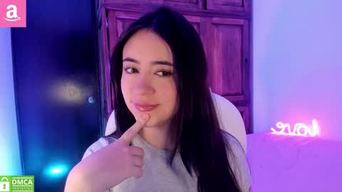 Snapshot of alicee_2 chatting on 10-06-25, 10:34 Aliceee .. 97YP9VWGZHrefnav wishlist lists 1 online show from 10-06-25, 10:34