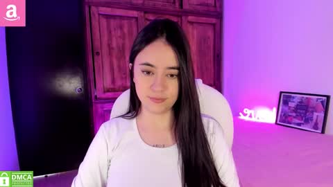 Snapshot of alicee_2 chatting on 01-12-26, 04:56 Aliceee .. 97YP9VWGZHrefnav wishlist lists 1 online show from 01-12-26, 04:56