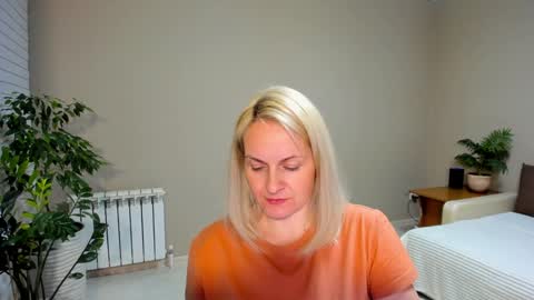 Snapshot of alicee__grace chatting on 01-23-25, 10:11 Alicee online show from 01-23-25, 10:11