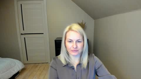 Snapshot of alicee__grace chatting on 02-16-25, 06:54 Alicee online show from 02-16-25, 06:54