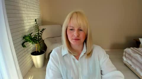 Snapshot of alicee__grace chatting on 02-21-26, 12:06 Alicee online show from 02-21-26, 12:06