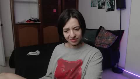 alicee_logan_ online show from 10-23-25, 02:33