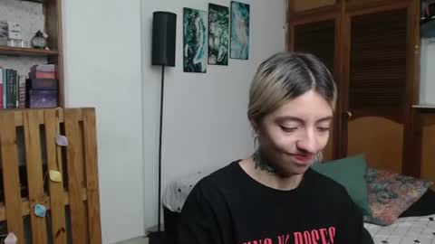 alicee_logan_ online show from 06-24-26, 01:48
