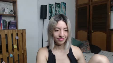 alicee_logan_ online show from 07-04-26, 01:23