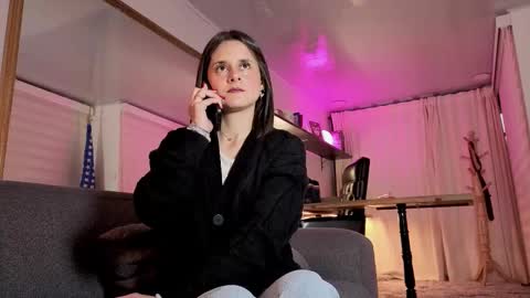 Aleja  online show from 09-20-25, 11:00