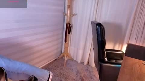 Aleja  online show from 11-24-25, 11:21