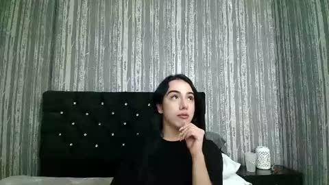 alicee_moonn online show from 05-13-26, 08:16