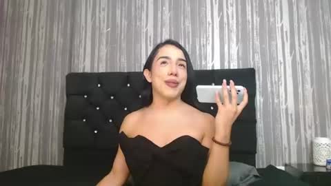 Snapshot of alicee_moonn chatting on 07-16-26, 11:00 alicee_moonn online show from 07-16-26, 11:00