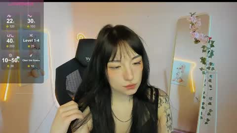 Snapshot of aliceeinwonderlanddd chatting on 05-03-26, 02:06 Alice online show from 05-03-26, 02:06