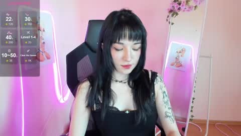 Snapshot of aliceeinwonderlanddd chatting on 06-16-26, 02:36 Alice online show from 06-16-26, 02:36