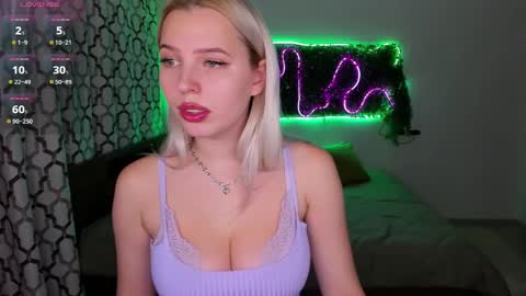 Alice online show from 12-09-24, 01:02