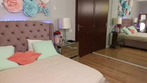 AliceHadley online show from 02-04-26, 02:17