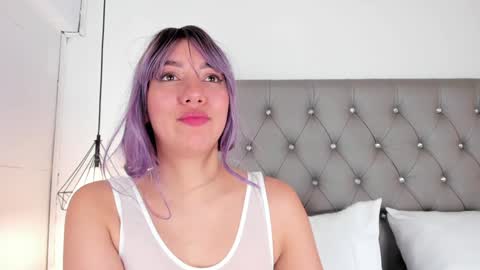 Snapshot of alicehanz_ chatting on 01-12-25, 08:57 Alice online show from 01-12-25, 08:57