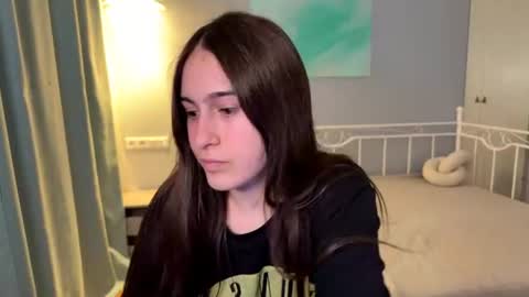 alicekollt online show from 06-15-26, 05:59