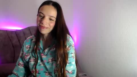 Snapshot of alicemary_533 chatting on 04-22-26, 05:21 Your Alice online show from 04-22-26, 05:21