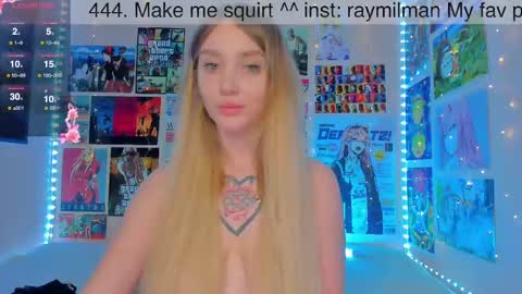 Alice  online show from 12-27-24, 02:43