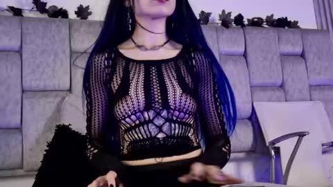 alicenoir_ online show from 04-14-26, 11:22