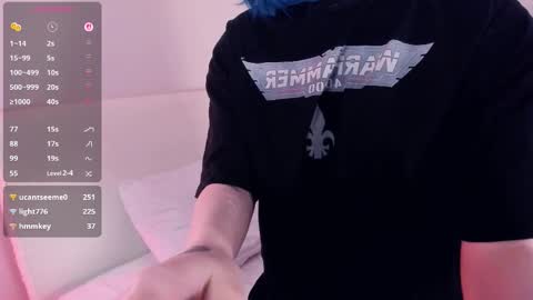 Snapshot of alicentity chatting on 12-17-25, 11:27 Alice online show from 12-17-25, 11:27